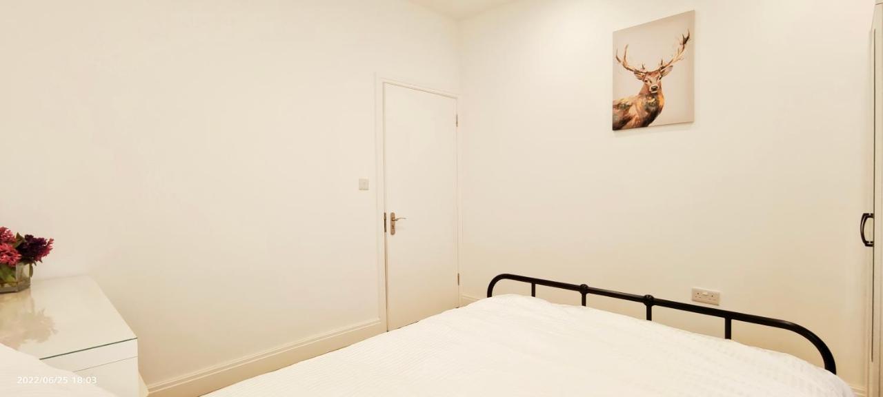 Phlox Garden Apartment Sutton  Luaran gambar