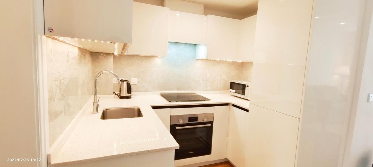 Phlox Garden Apartment Sutton  Luaran gambar